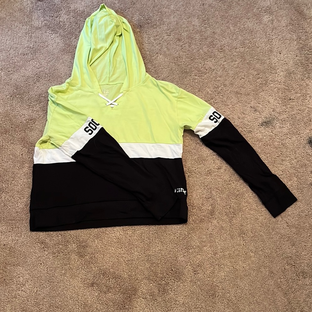 Justice active long sleeve shirt green, white and black size: 18/20